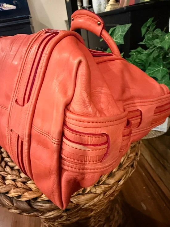 Vintage Marc Jacob’s Made in Italy Leather Slouchy Tassel Tote Handbag Orange - Picture 12 of 16